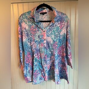 Carine Women’s snap blouse XL